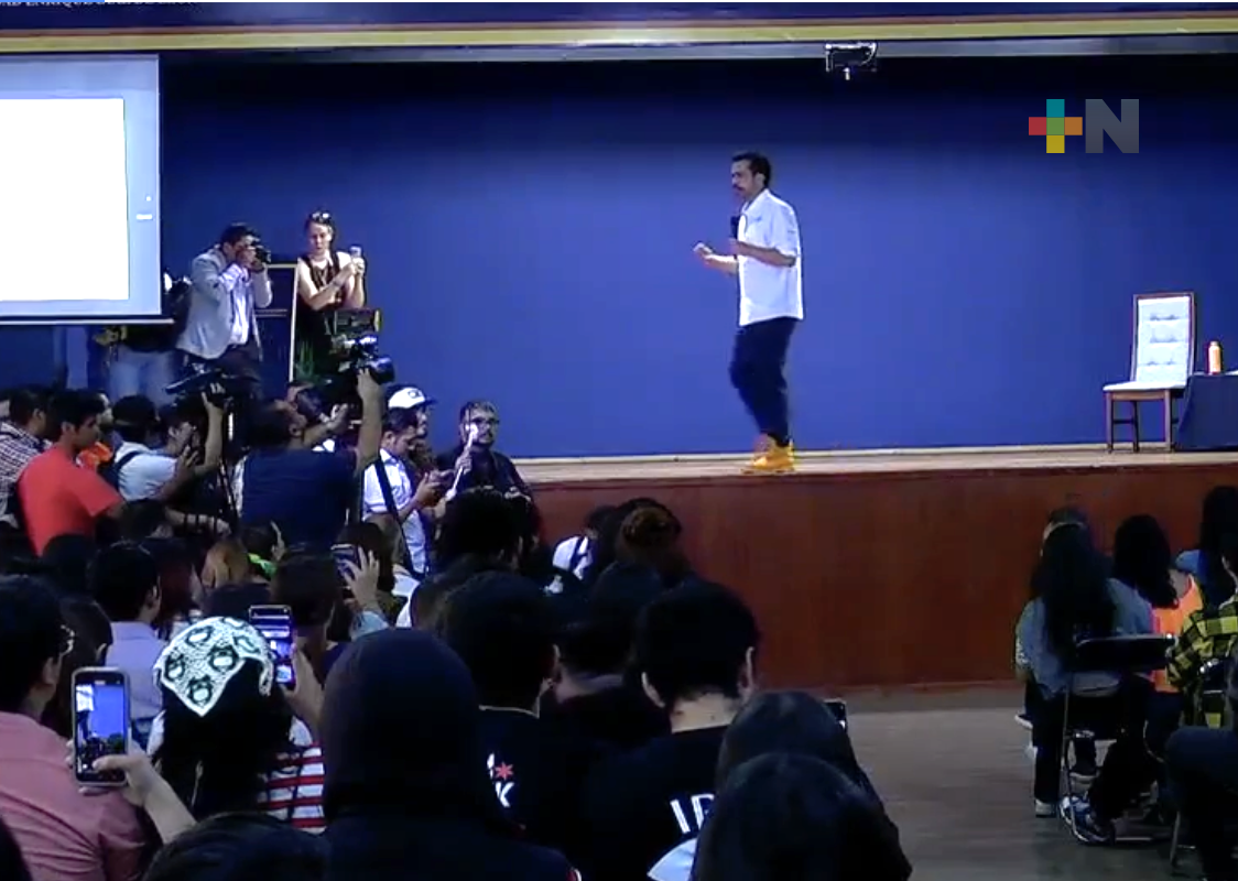 En mi gobierno, aumentaremos el monto de becas a universitarios: Álvarez Máynez